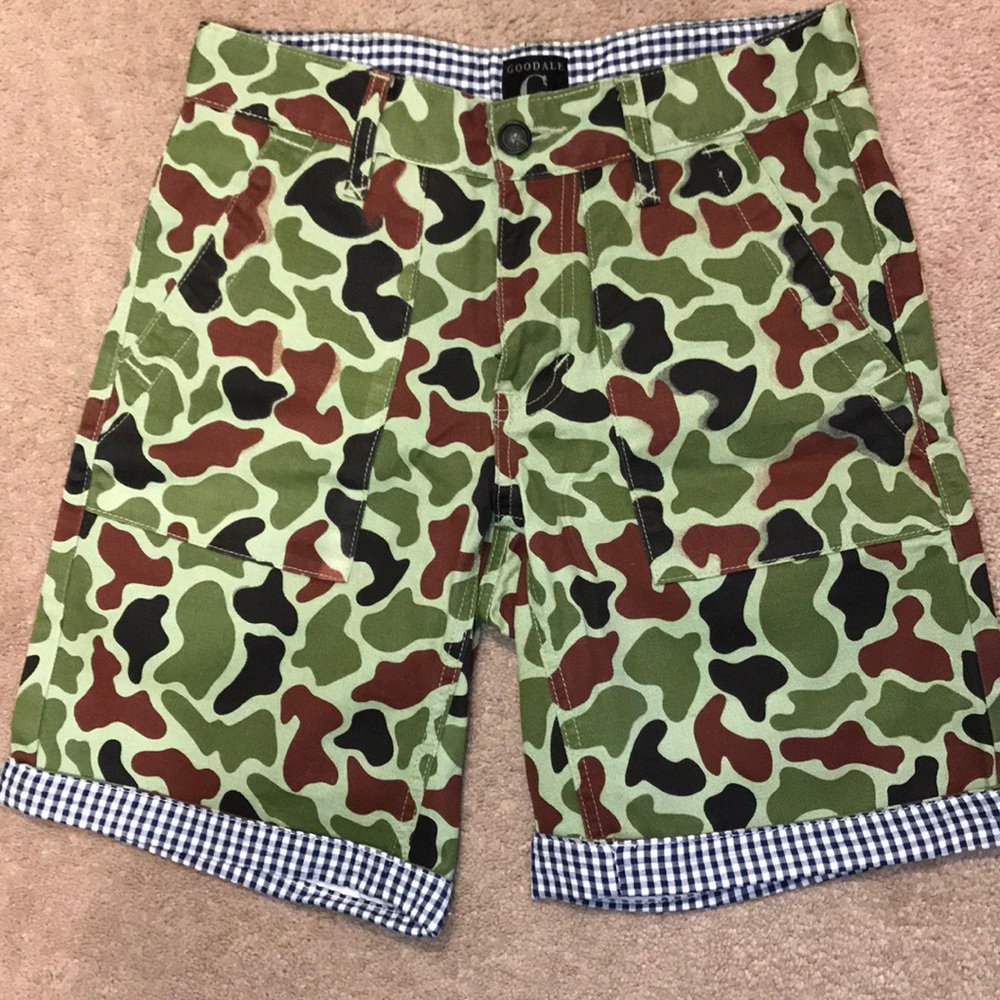 Goodale men’s🧵plaid camo shorts 27 - 28 waist